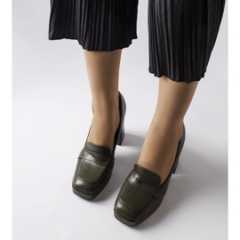 Sapatos verde escuro da Inès 1