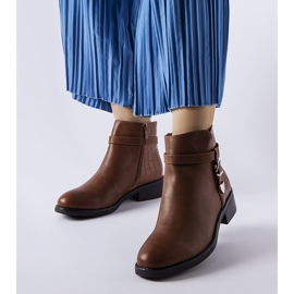 Bota rasa marrom Monteforte 1