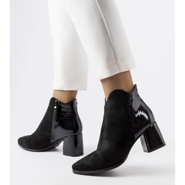 Botas Riia de camurça ecológica com isolamento preto 1 Botas Riia de camurça ecológica com isolamento preto 1