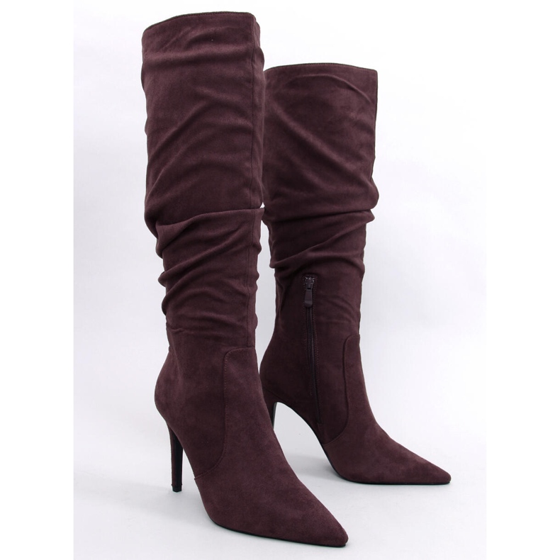 Botas clássicas de salto alto de Danielle Brown marrom 1