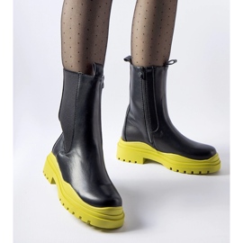 Botas pretas com sola colorida da Delebio preto 1 Botas pretas com sola colorida da Delebio preto 1