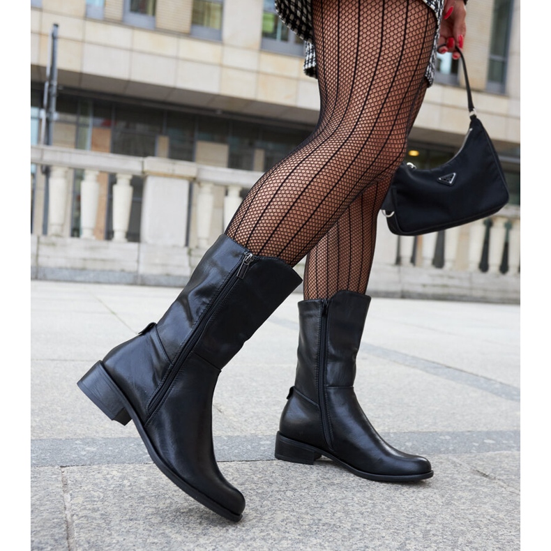 Botas de cano alto isoladas pretas da Mayonga preto 2