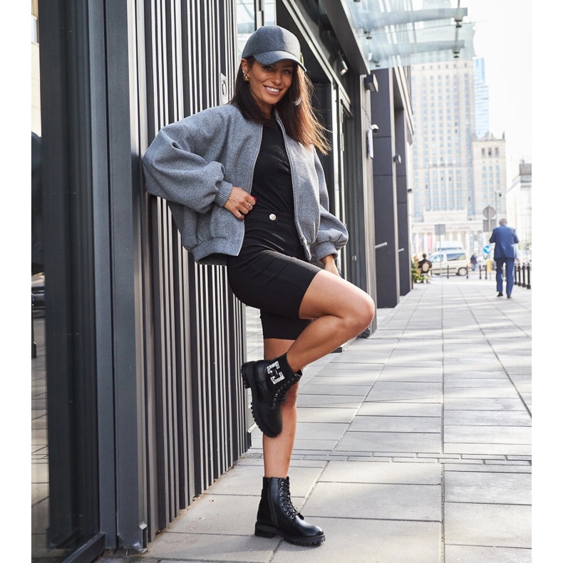 Inna Sapatos de trabalho pretos com zircões Guevara decorativos 1