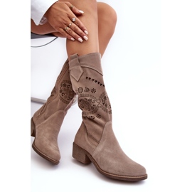 PA2 Botas de camurça com padrão cappuccino Sierra Openwork bege 1