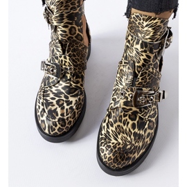 Botas com recortes em estampa de oncinha da Sperone preto 1