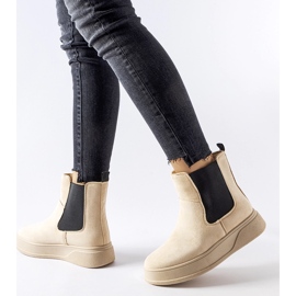 Botins bege na plataforma Benilde 1 Botins bege na plataforma Benilde 1