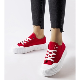 Tênis vermelho com sola grossa Fortunata 1