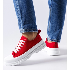 Tênis vermelho com sola esportiva Bettole 1