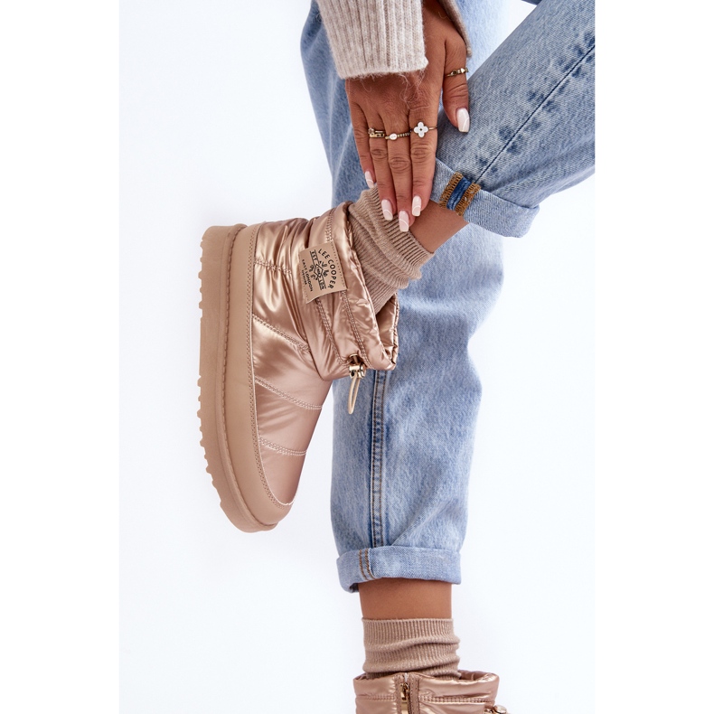 Botas de neve isoladas femininas Lee Cooper LCJ-23-44-1965L bege dourado 2