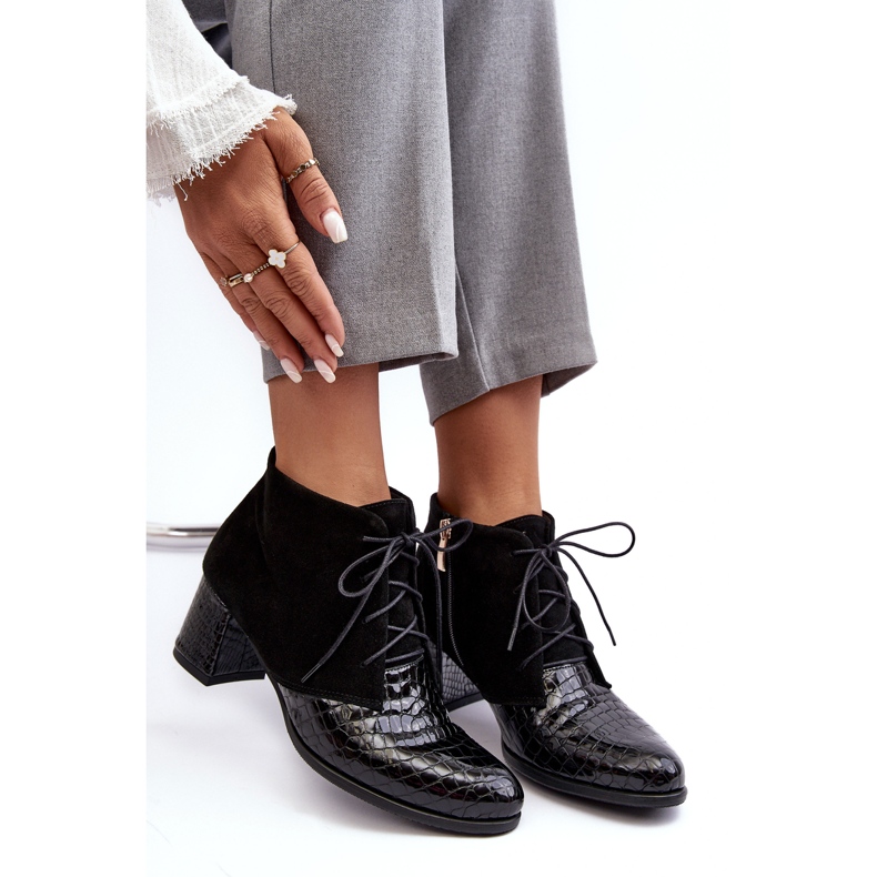 PA2 Botins femininos de salto baixo, padrão cobra, preto Ebba 2