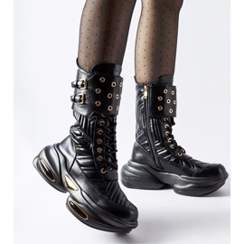 Botins pretos decorados com acolchoado Veronese 1 Botins pretos decorados com acolchoado Veronese 1