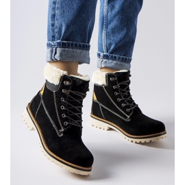 Inna Botas Montalbino com isolamento preto 1