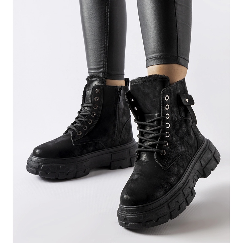 Inna Botas pretas com isolamento na plataforma Lina preto 1