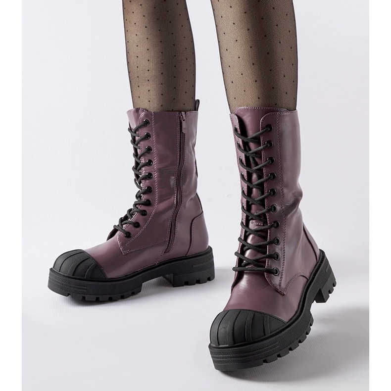 Trabalhadores Cardinale com isolamento roxo tolet 1