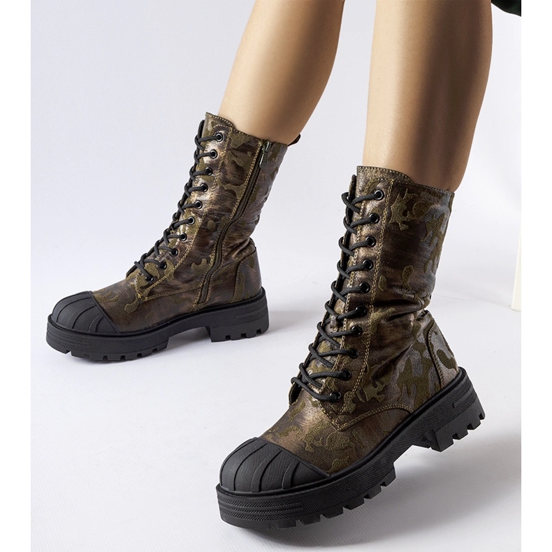 Trabalhadores camuflados Cardinale com isolamento verde 2