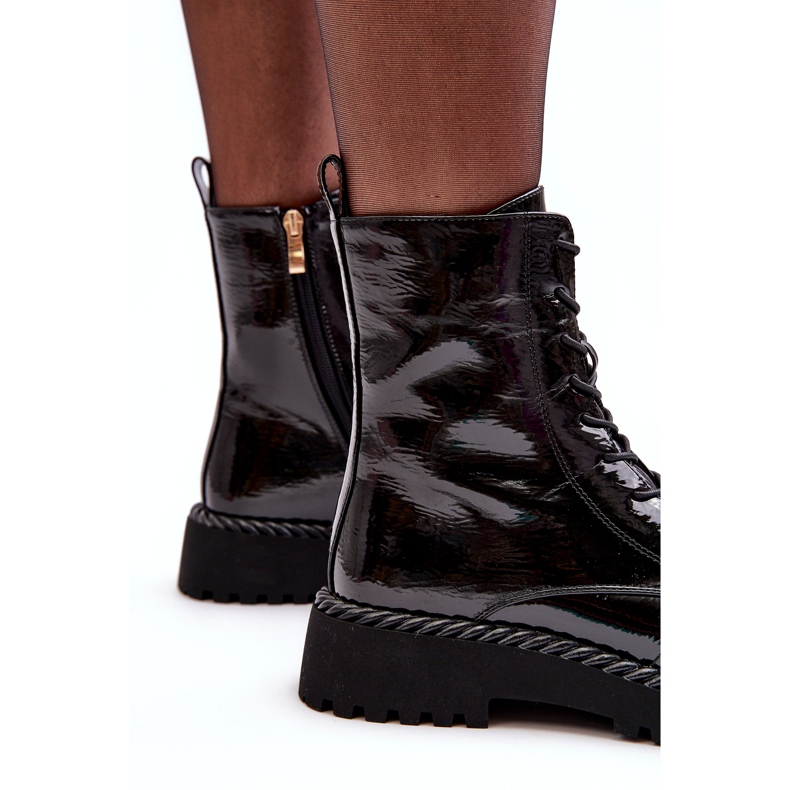 Botins femininos envernizados com decoração preta S.Barski MR870-67 preto 2 Botins femininos envernizados com decoração preta S.Barski MR870-67 preto 2