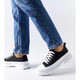 Tênis preto com sola esportiva Bettole 2