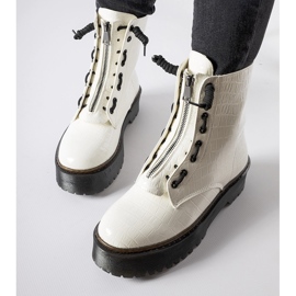 Inna Botins plataforma brancos com relevo Ascea 1