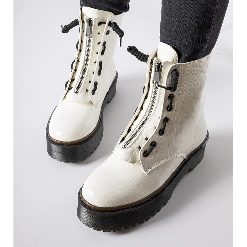 Inna Botins plataforma brancos com relevo Ascea 1