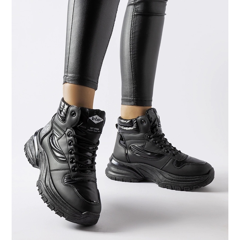 Botas pretas Lee Cooper LCJ-23-44-1973L preto 1