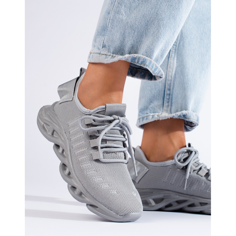 TRENDI Tênis Cinza Claro 1
