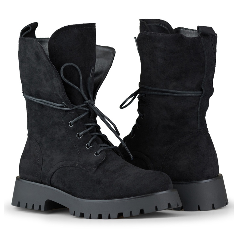 Botas femininas de camurça preta com cadarço bege 1 Botas femininas de camurça preta com cadarço bege 1