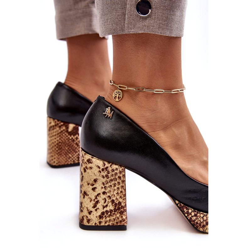 Bombas de couro feminino Laura Messi 2599 preto 2