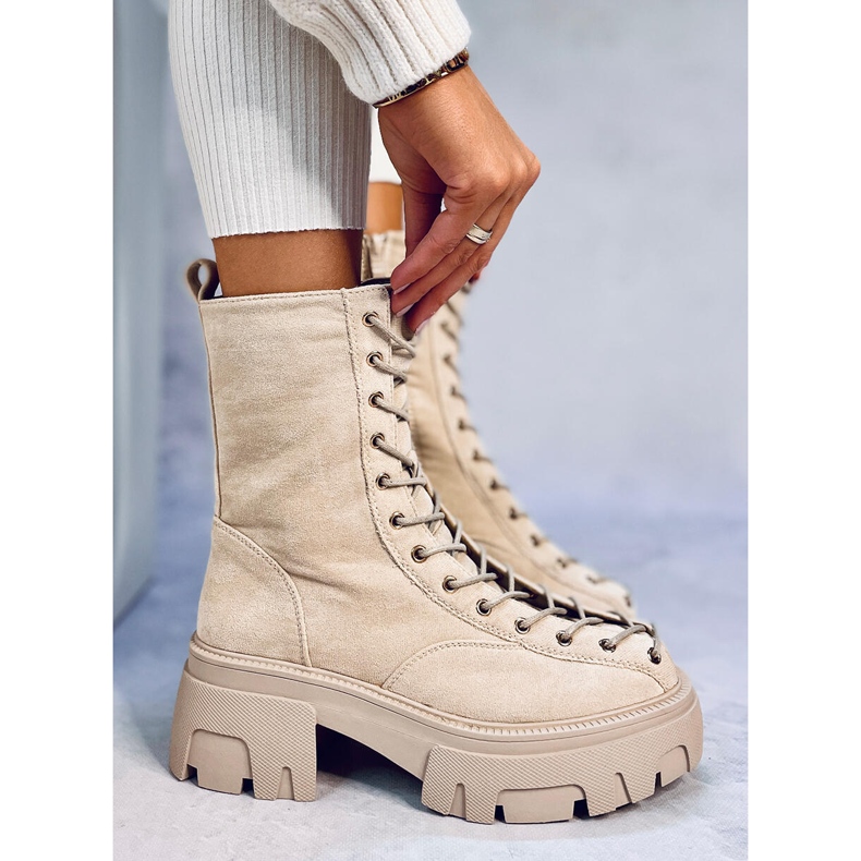 Botas de mulher Wayne Beige com atacadores bege 1 Botas de mulher Wayne Beige com atacadores bege 1