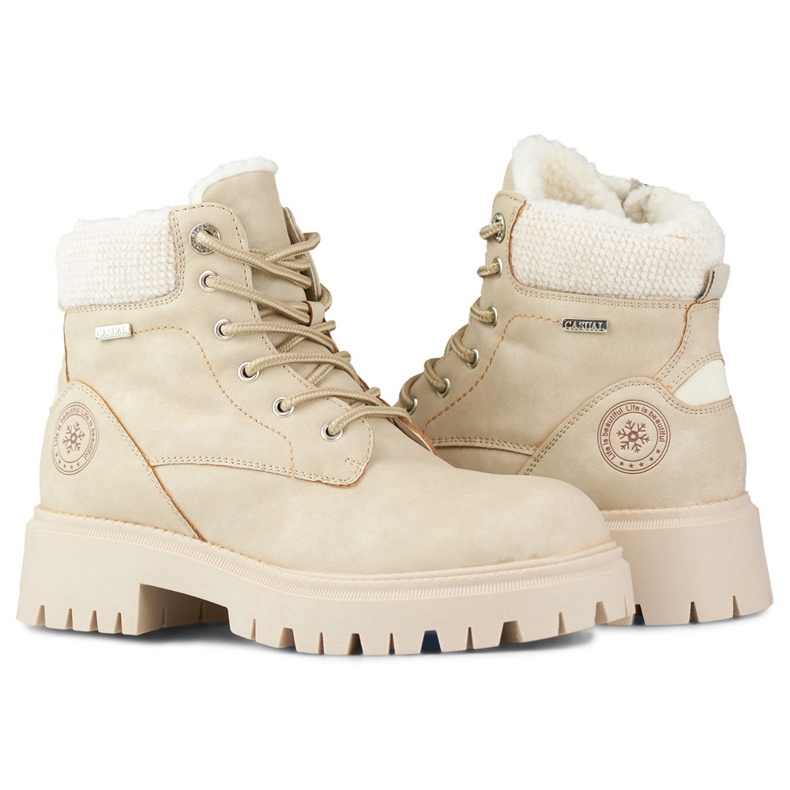 Botas femininas com isolamento bege da Hanly 1 Botas femininas com isolamento bege da Hanly 1