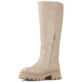 Botas bege com cano largo 1