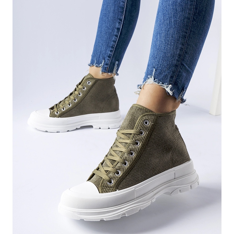 Inna Tênis cano alto Villaggio verde 1