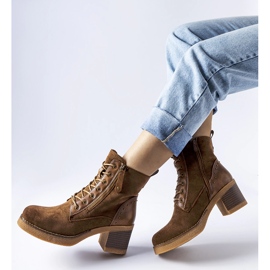 Botins Graziella em camurça ecológica marrom castanho 1