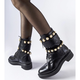 Botins pretos com isolamento e pérolas Normand 1
