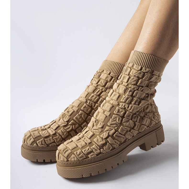 Botins marrons com cano em meia da Arlington marrom 1