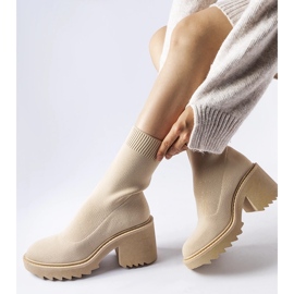 Botins bege com parte superior flexível Cadiz 1