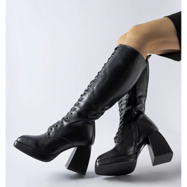 Botas pretas com isolamento e salto enorme Nova preto 1