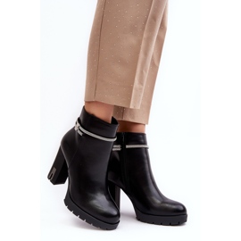 Botins femininos com decoração, preto Carolla 2