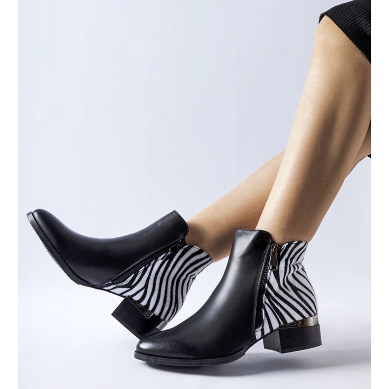 Botins pretos com isolamento e padrão zebra, Olindo 1 Botins pretos com isolamento e padrão zebra, Olindo 1