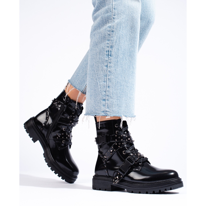 SHELOVET Operárias negras lacadas preto 1