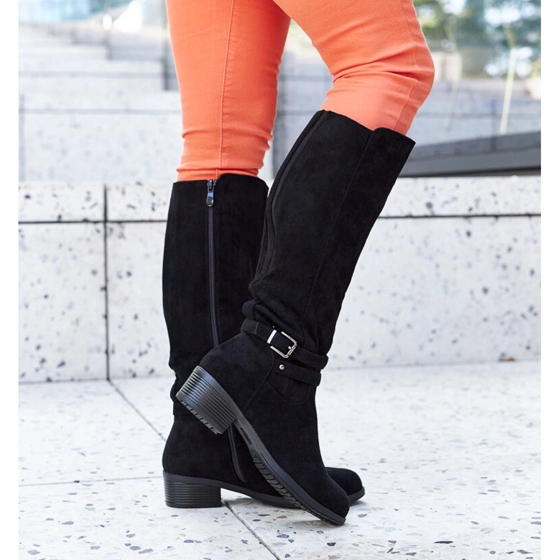 Botas pretas de camurça ecológica com isolamento preto da Aldisio 1