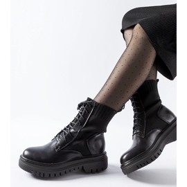 Trabalhadores de meias negras enormes de Perticara preto 1