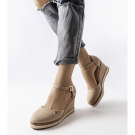 Alpercatas de cunha bege Adelinda 1