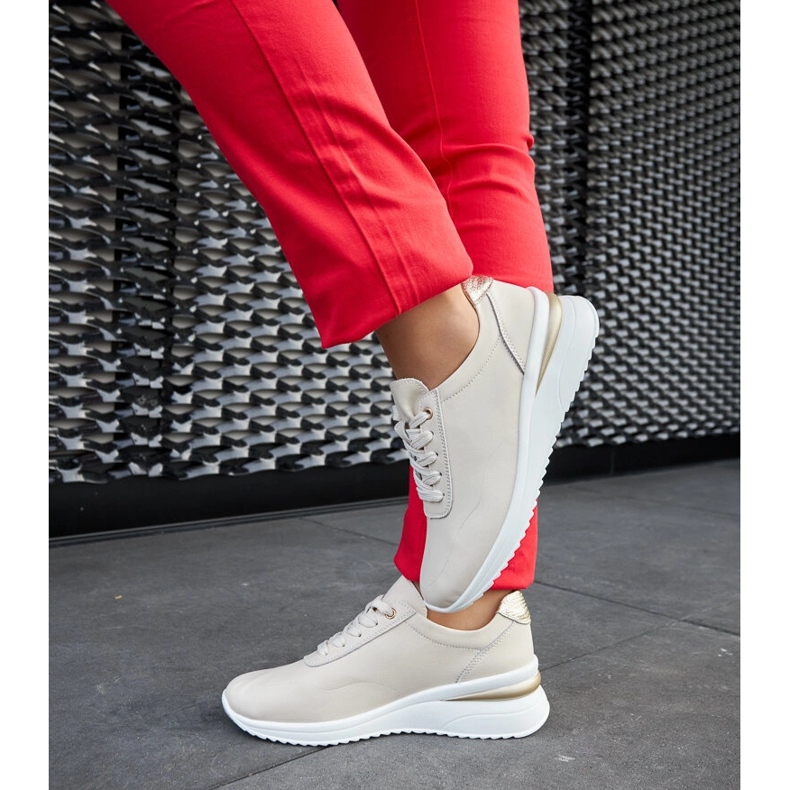 Tênis de cunha de couro bege por Federico 1