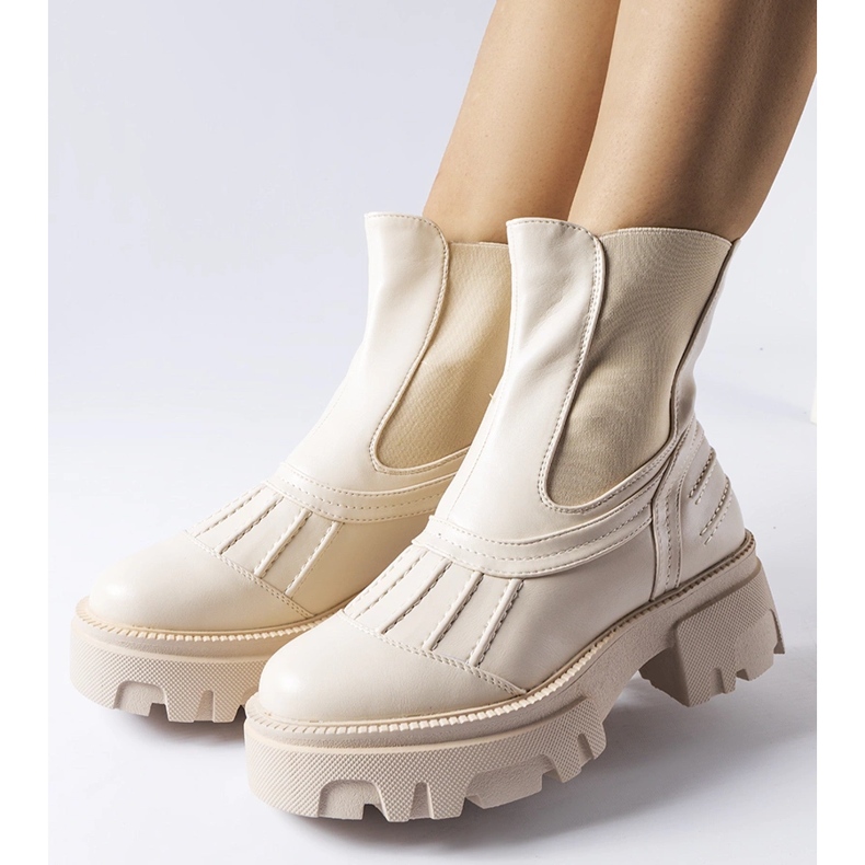 Trabalhadores Carruba isolados maciços bege 1