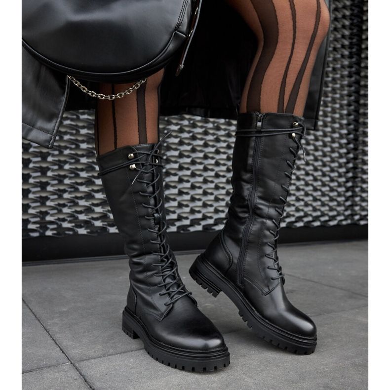 Trabalhadores Montepiano pretos com atacadores altos 2