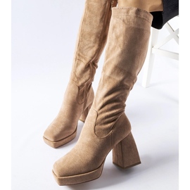 Botas quentes bege com salto enorme Fantino 1