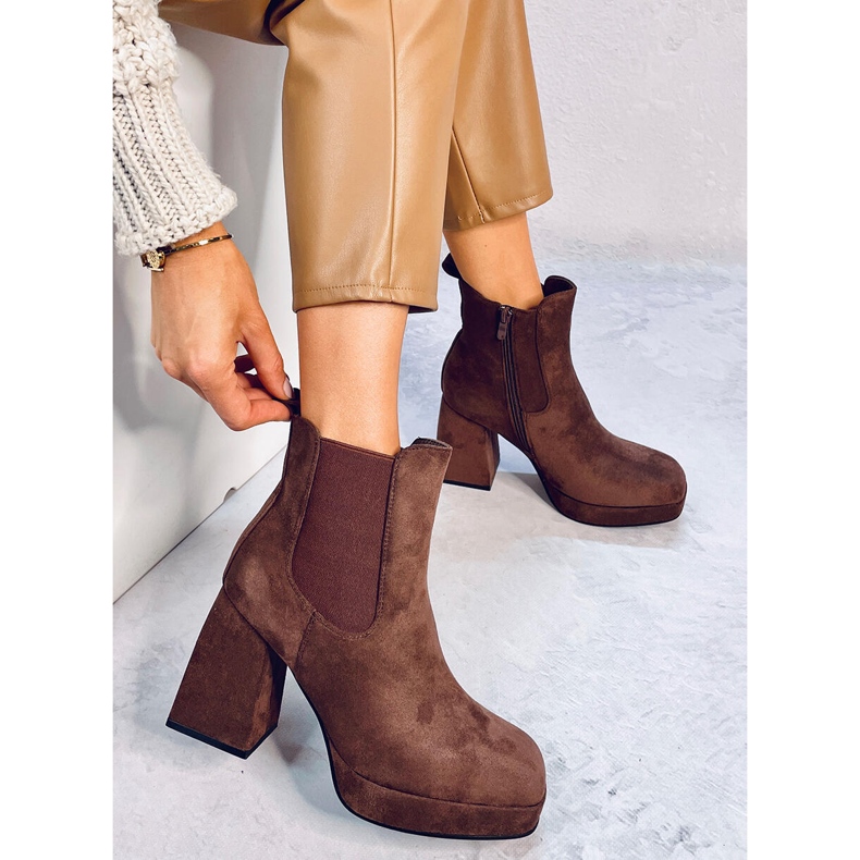 Bota de salto largo Ciara Brown marrom 2