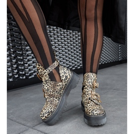 Botins leopardo bege na plataforma Lograto 1
