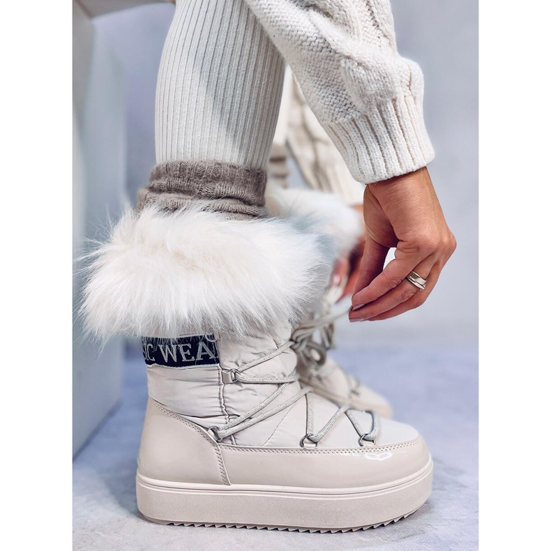 Botas de neve de pele bege Kendals 1