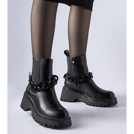 Botins pretos com sola Beltran maciça 1 Botins pretos com sola Beltran maciça 1